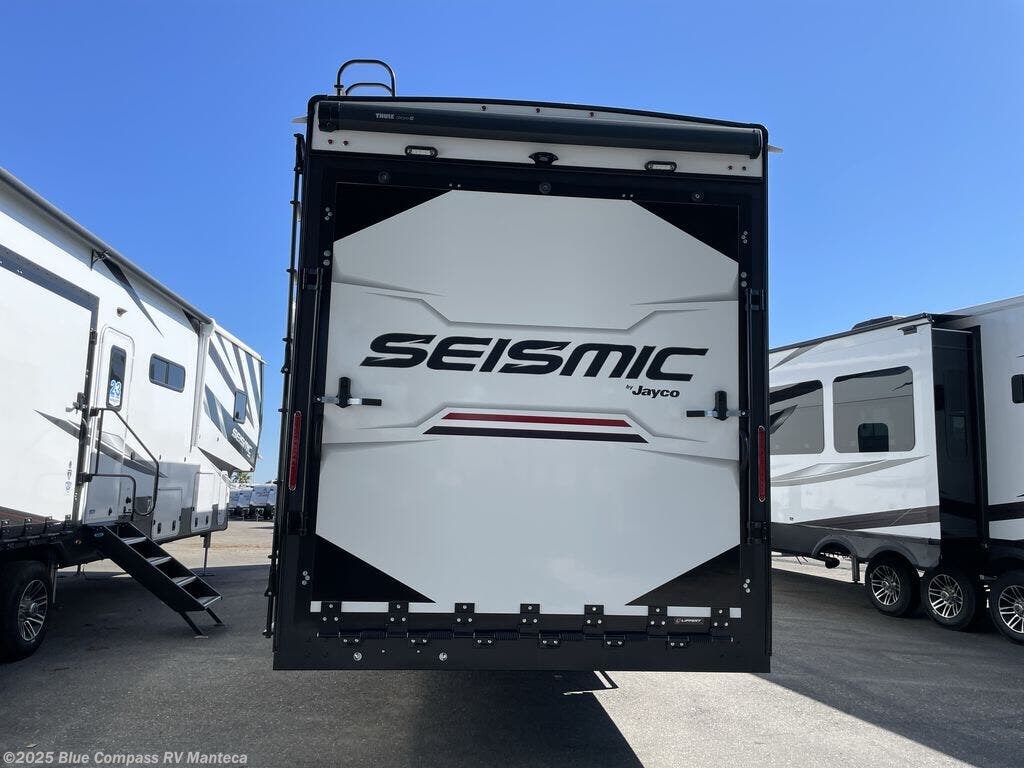 New 2025 Jayco Seismic 359 available in Manteca, California