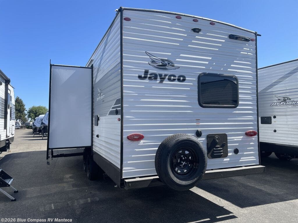 New 2026 Jayco Jay Flight SLX 263BHSW available in Manteca, California