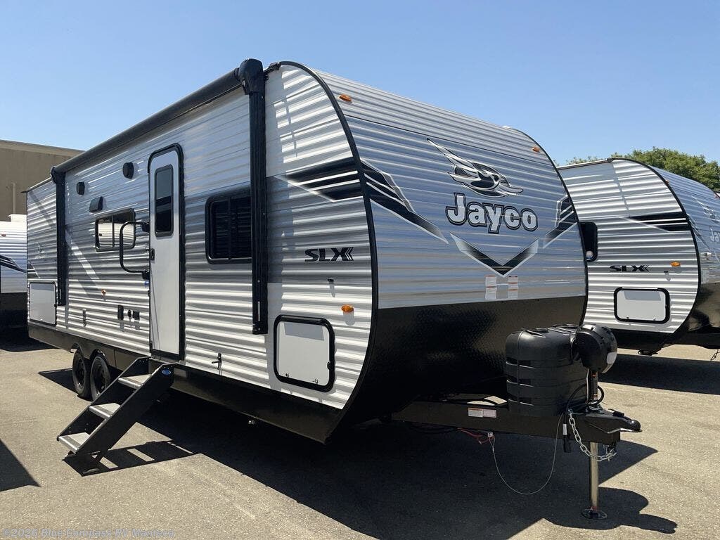 New 2026 Jayco Jay Flight SLX 261BHSW available in Manteca, California