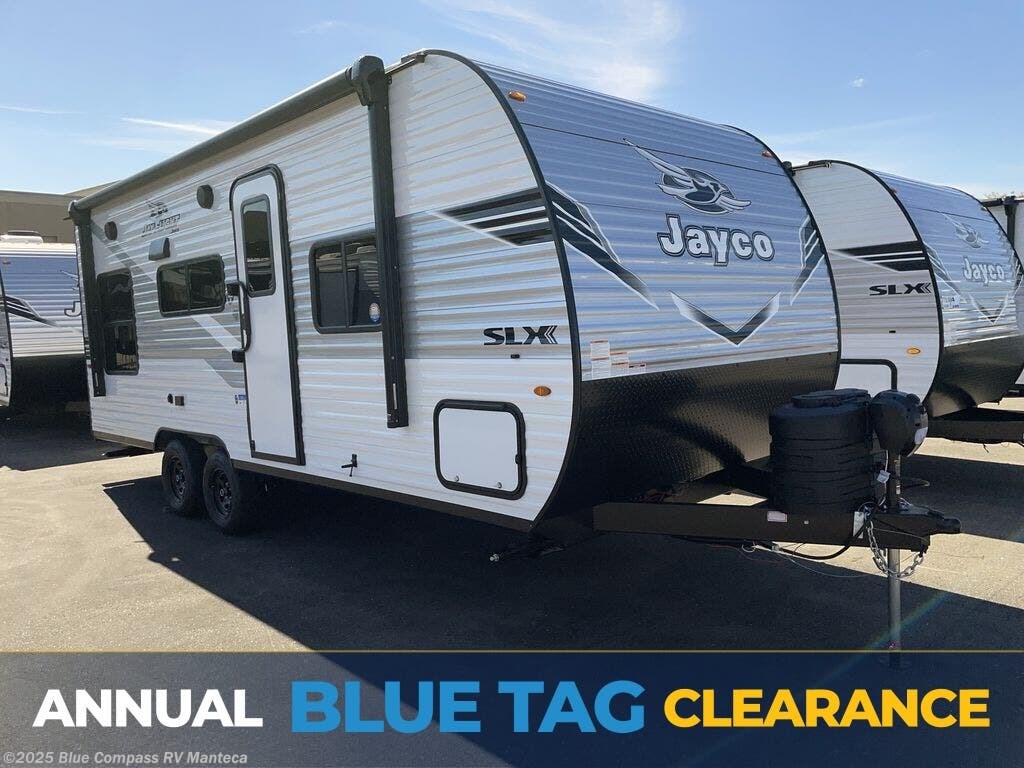 New 2026 Jayco Jay Flight SLX 210QBW available in Manteca, California