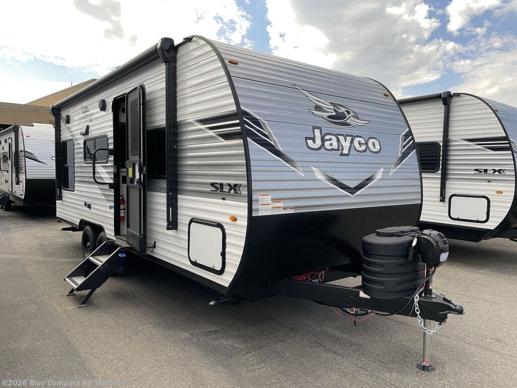 New 2026 Jayco Jay Flight SLX 210QBW available in Manteca, California