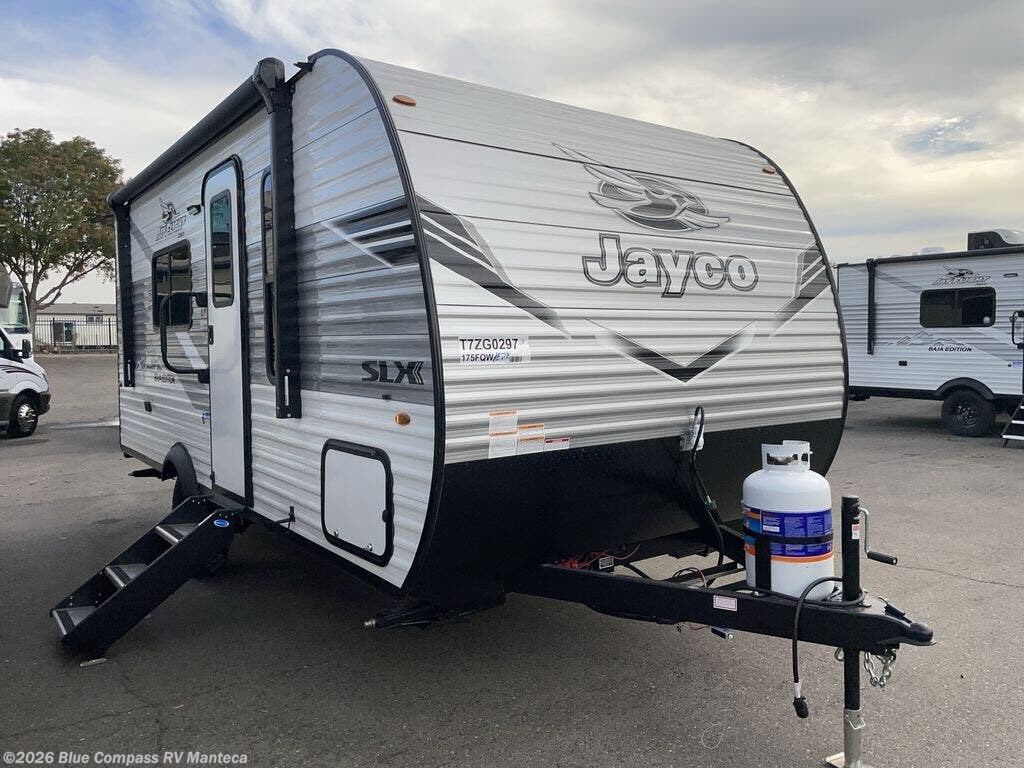 New 2026 Jayco Jay Flight SLX 175FQW available in Manteca, California