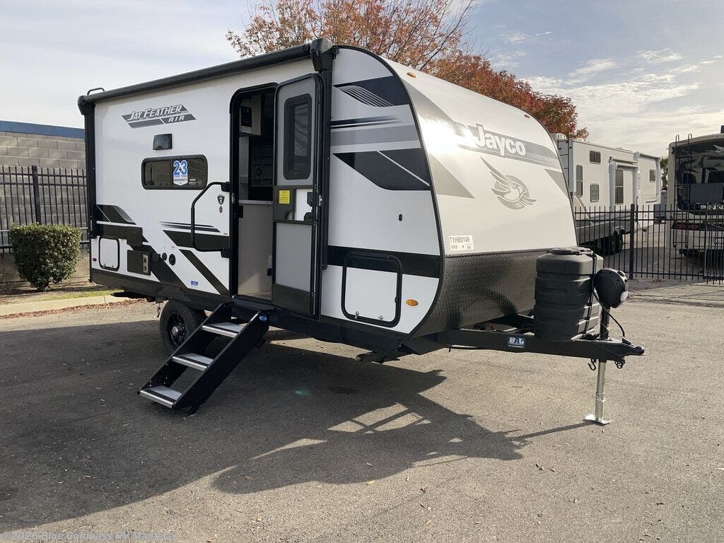 New 2026 Jayco Jay Feather Air 16RB available in Manteca, California