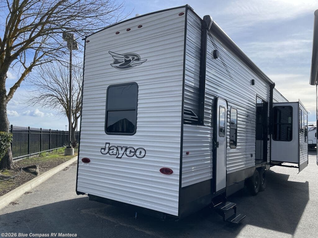 New 2026 Jayco Jay Flight Bungalow 404LOFT DS available in Manteca, California
