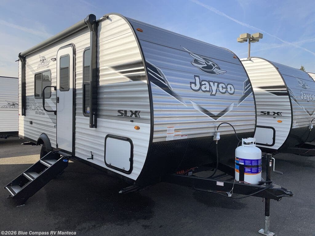 New 2026 Jayco Jay Flight SLX 175FQW available in Manteca, California