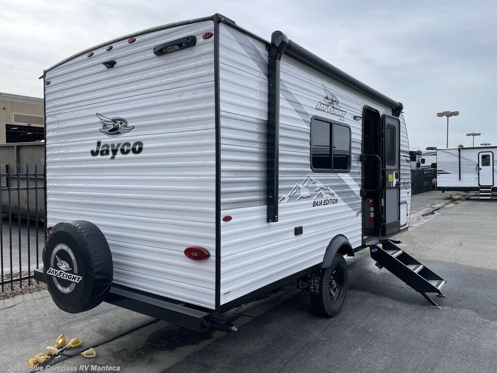 New 2026 Jayco Jay Flight SLX 175FQW available in Manteca, California