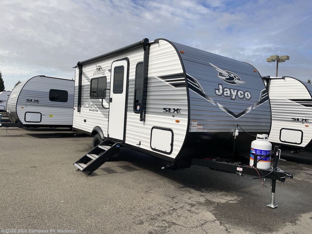 New 2026 Jayco Jay Flight SLX 175FQW available in Manteca, California