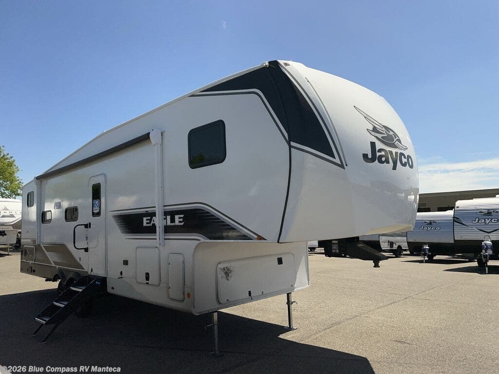 New 2026 Jayco Eagle SLE 28BHU available in Manteca, California