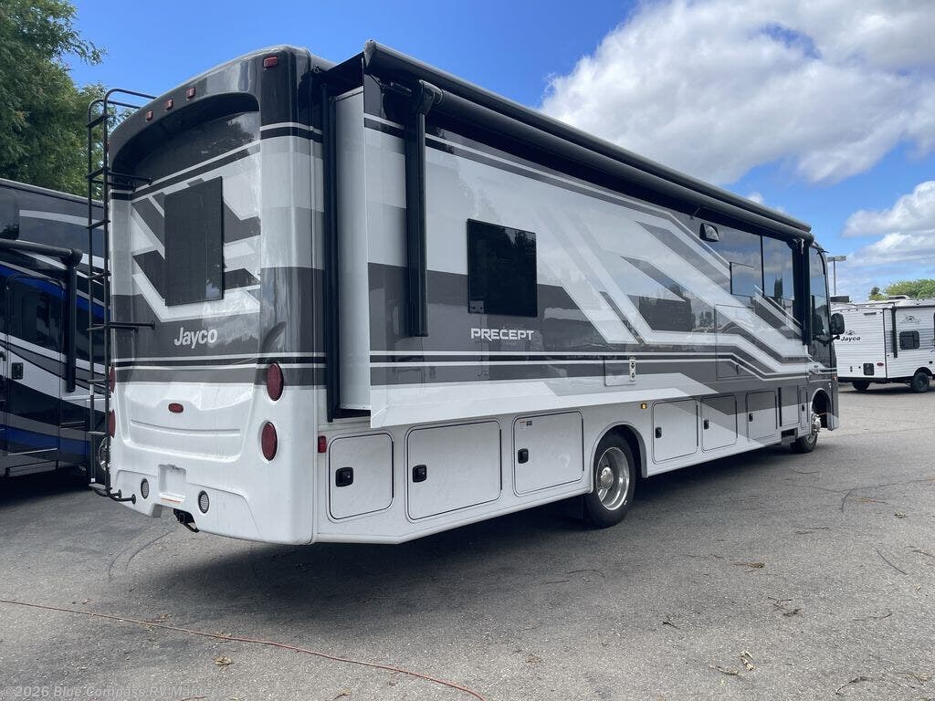 New 2026 Jayco Precept 34G available in Manteca, California