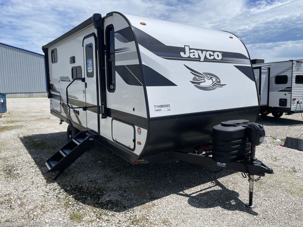 New 2026 Jayco Jay Feather Air 19MBS available in Manteca, California