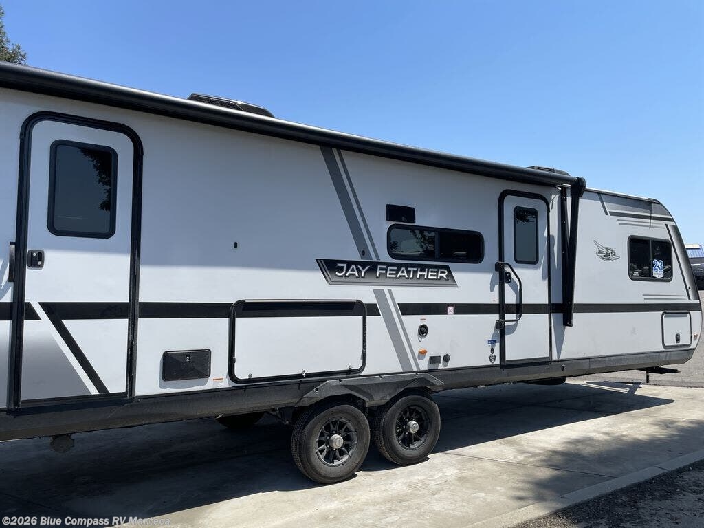 New 2027 Jayco Jay Feather 29BHB available in Manteca, California
