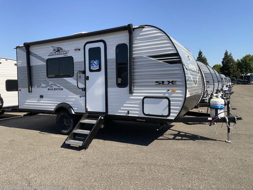 New 2026 Jayco Jay Flight SLX 175FQW available in Manteca, California