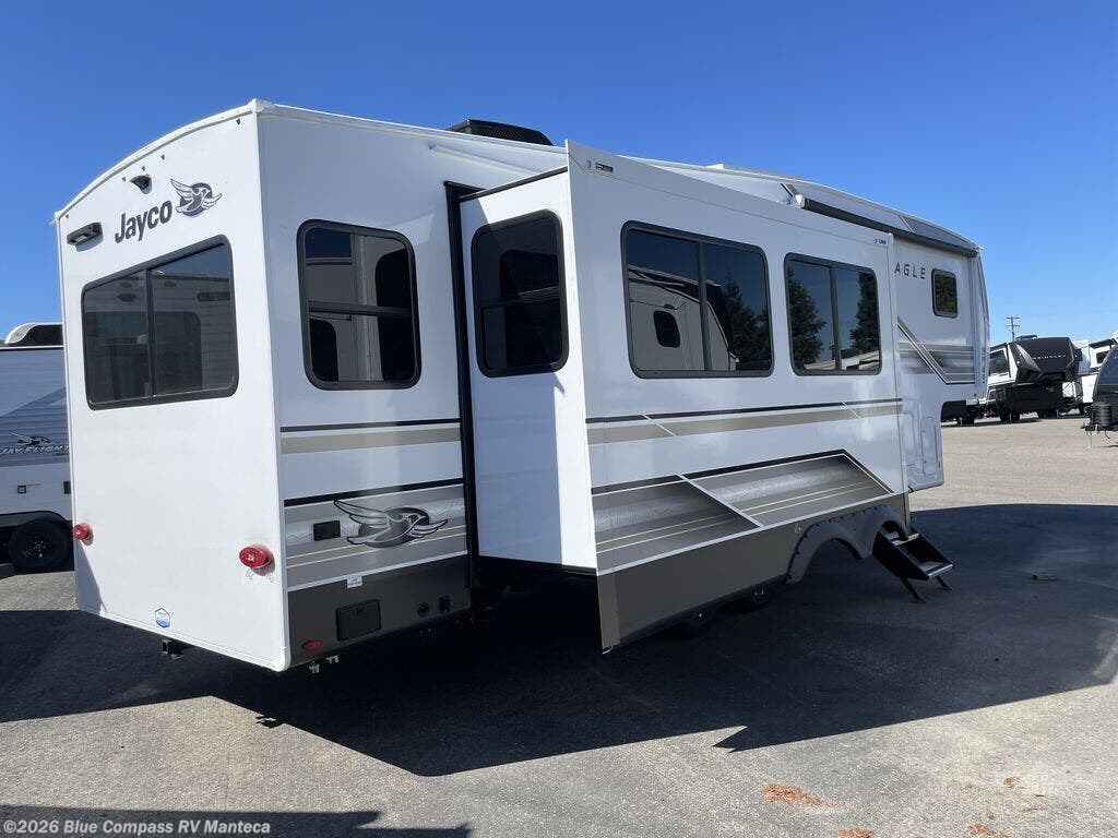 New 2027 Jayco Eagle SLE 30RLT available in Manteca, California