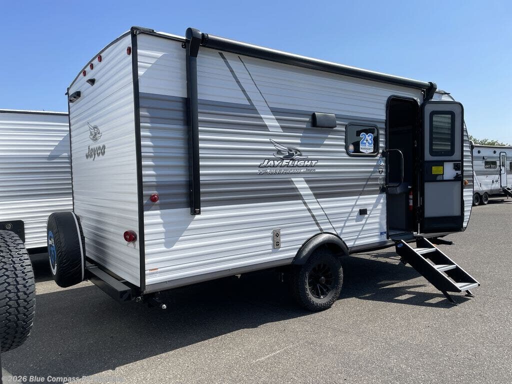 New 2027 Jayco Jay Flight 175BHW available in Manteca, California