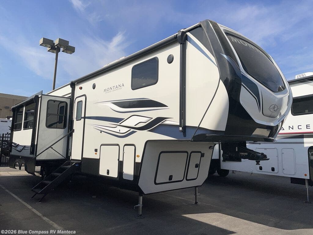 Used 2024 Keystone Montana High Country 351BH available in Manteca, California