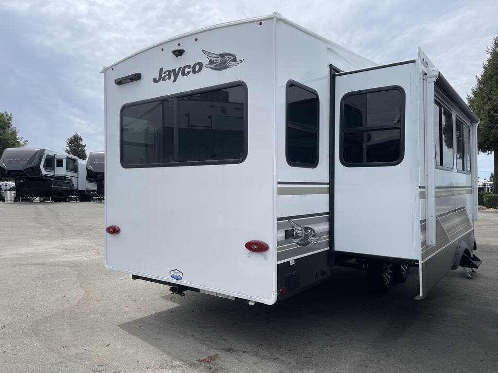 New 2027 Jayco Eagle SLE 30RLT available in Manteca, California
