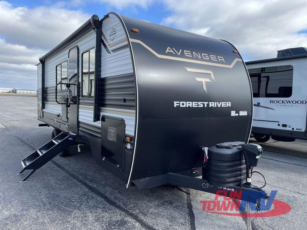 New 2026 Prime Time Avenger 25RBS available in Elkhart, Indiana