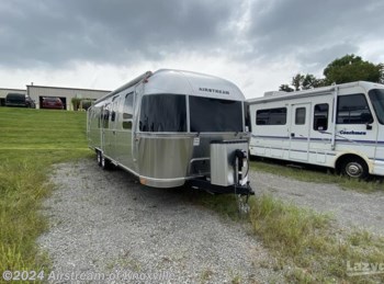New 24 Airstream Flying Cloud 30FB Bunk available in Knoxville, Tennessee