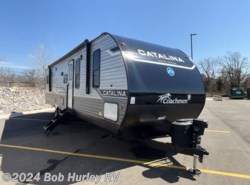 New 2024 Coachmen Catalina Legacy Edition 343BHTS2QB available in Oklahoma City, Oklahoma