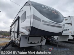 Used 2022 Forest River Rockwood Ultra Lite 2891BH available in Franklinville, North Carolina