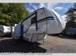 New 2025 Forest River Cherokee Arctic Wolf 27SGS available in Franklinville, North Carolina