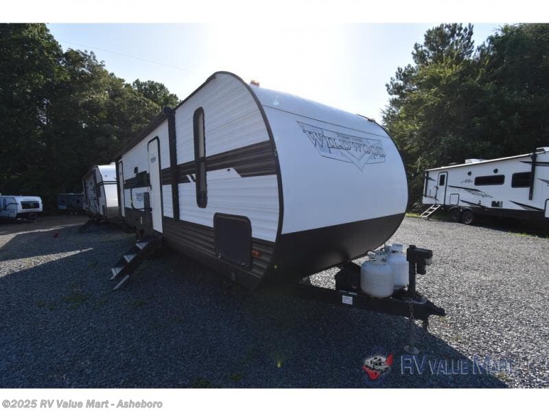 Used 2020 Forest River Wildwood 26DBUD available in Franklinville, North Carolina