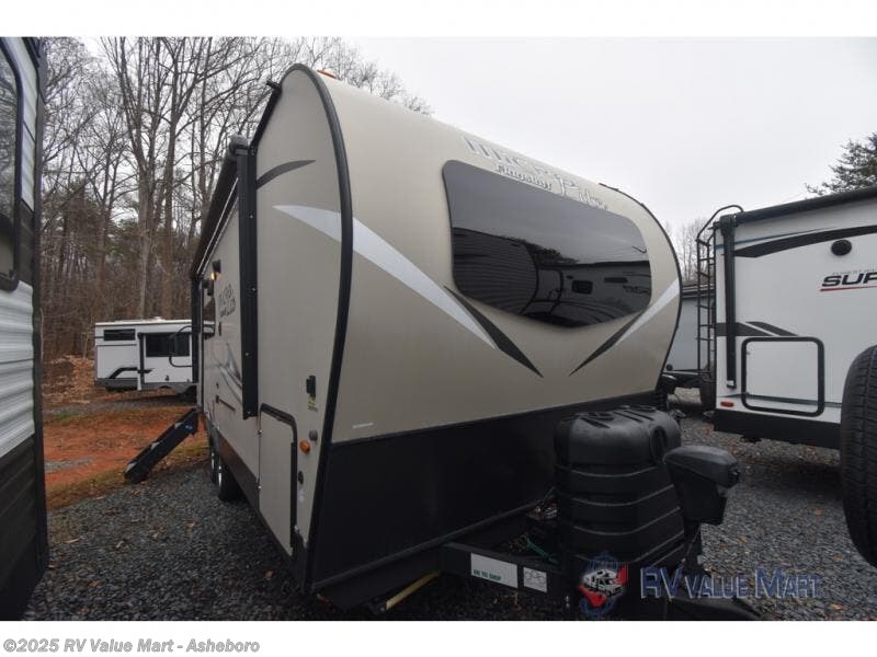 Used 2020 Forest River Flagstaff Micro Lite 22FBS available in Franklinville, North Carolina