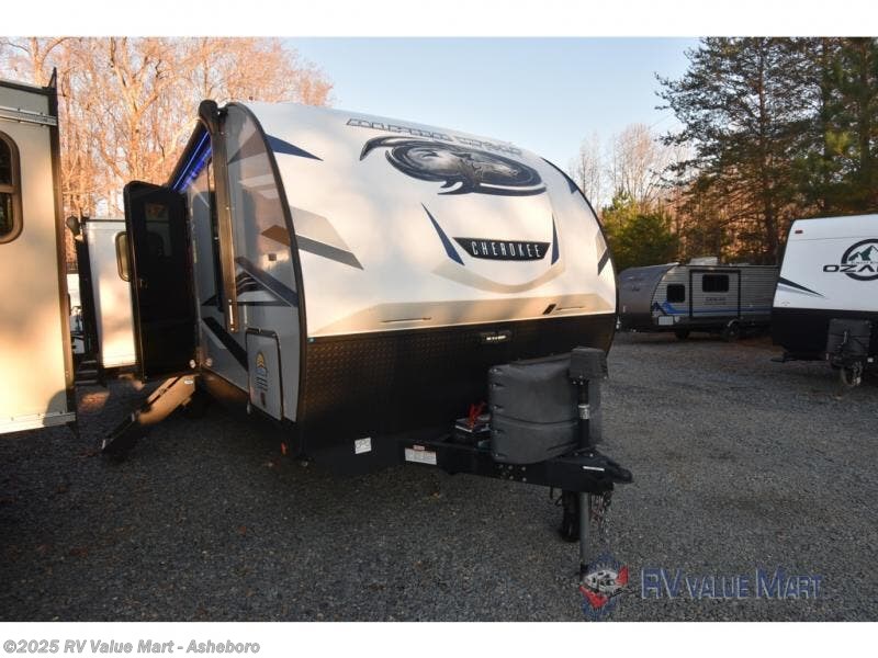Used 2022 Forest River Cherokee Alpha Wolf 26RL-L available in Franklinville, North Carolina
