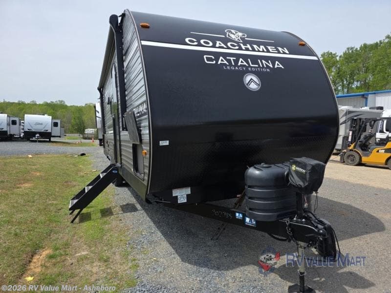 New 2026 Coachmen Catalina Legacy Edition 293QBCK available in Franklinville, North Carolina
