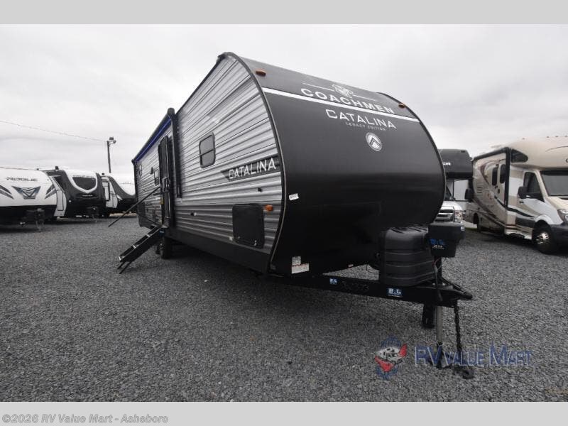 New 2026 Coachmen Catalina Legacy Edition 293TQBSCK available in Franklinville, North Carolina