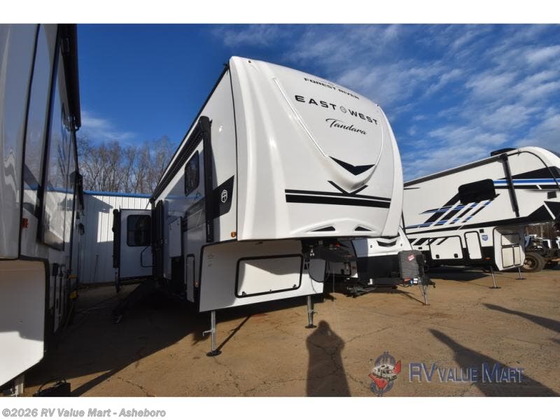 New 2026 East to West Tandara 388LR available in Franklinville, North Carolina