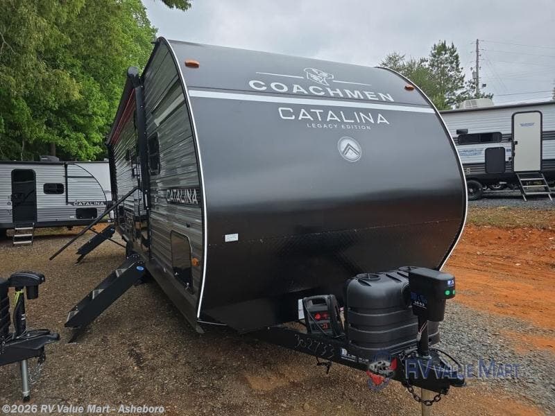 New 2026 Coachmen Catalina Legacy Edition 273DBHCK available in Franklinville, North Carolina