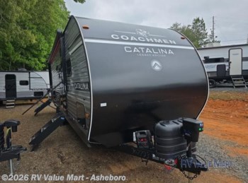 New 2026 Coachmen Catalina Legacy Edition 273DBHCK available in Franklinville, North Carolina