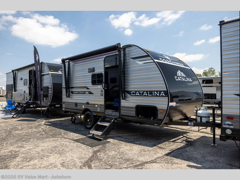 New 2026 Coachmen Catalina Summit Series 7 164BHX available in Franklinville, North Carolina