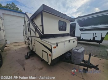 Used 2016 Forest River Flagstaff Hard Side High Wall Series 21DMHW available in Franklinville, North Carolina