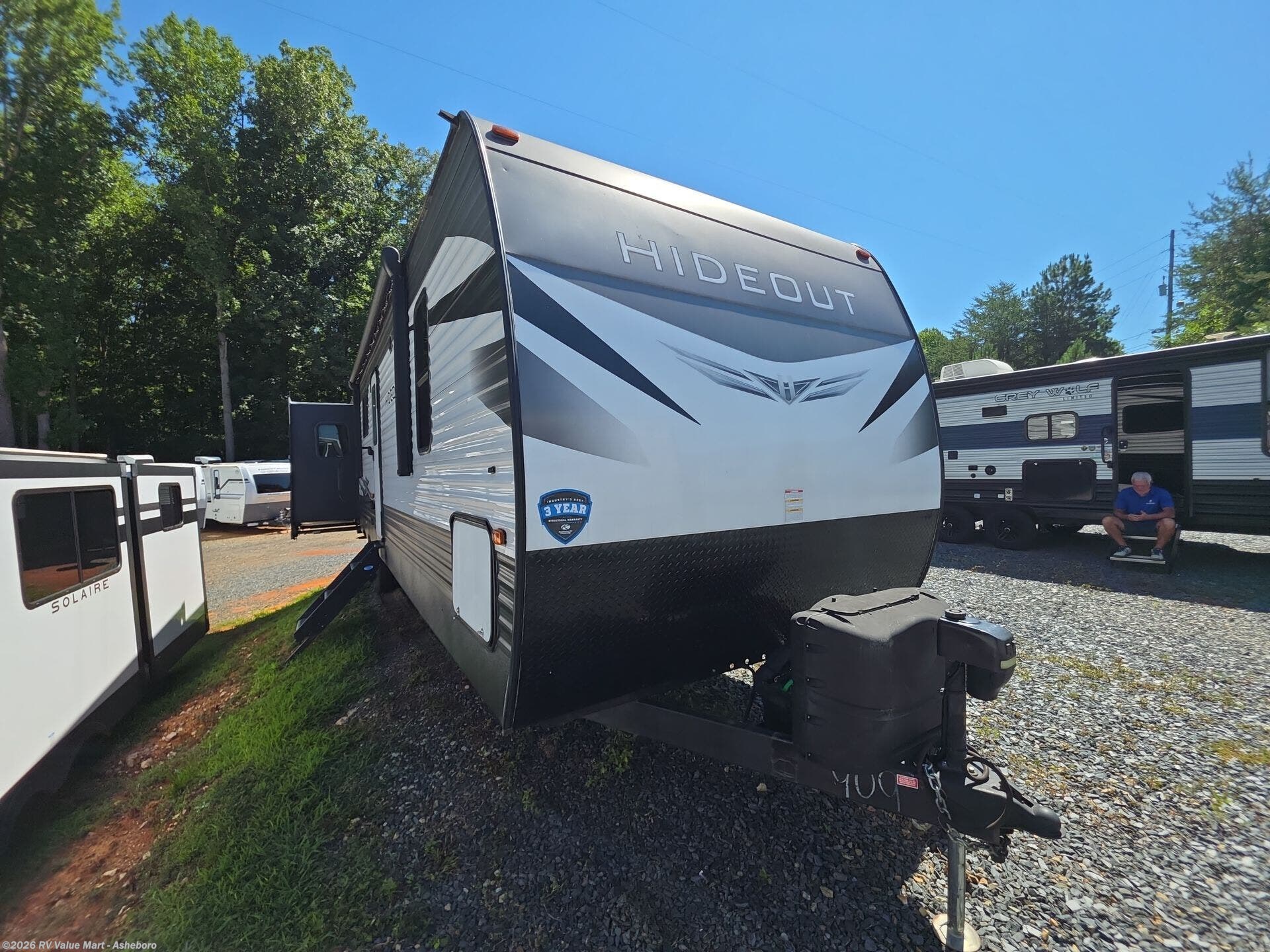 Used 2020 Keystone Hideout 32RDDS available in Franklinville, North Carolina