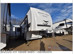 New 2026 East to West Tandara 388LR available in Franklinville, North Carolina
