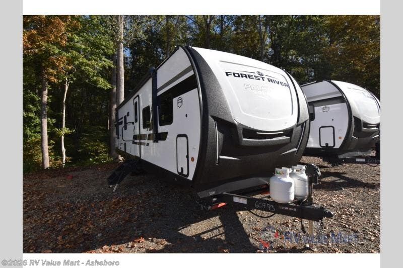 New 2026 Palomino Solaire Ultra Lite 3200TSBH available in Franklinville, North Carolina