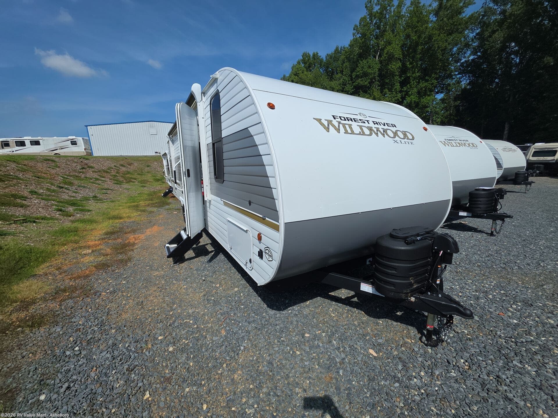 New 2027 Forest River Wildwood 273QBXL available in Franklinville, North Carolina