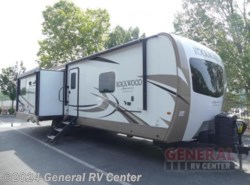 Used 2018 Forest River Rockwood Signature Ultra Lite 8332BS available in West Chester, Pennsylvania