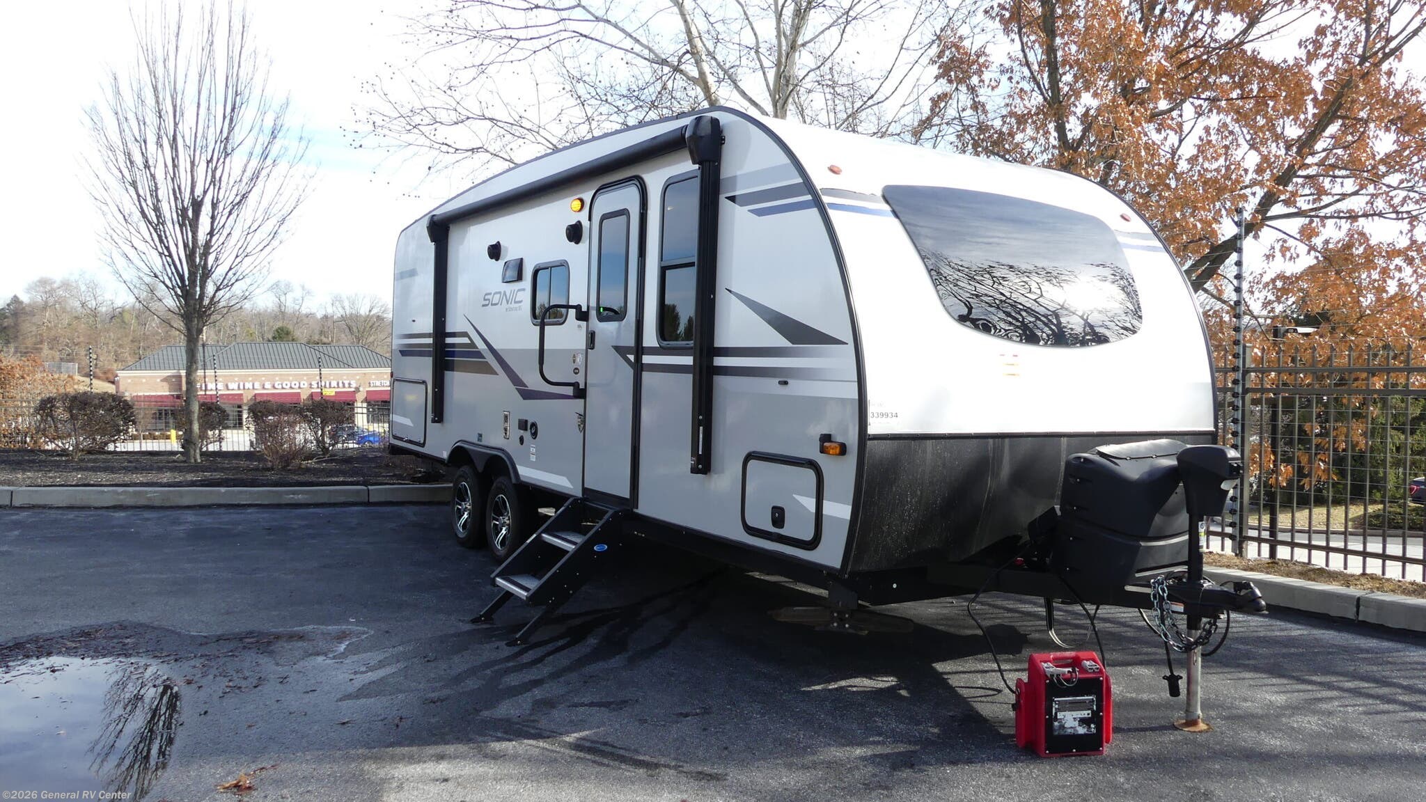 Used 2021 Venture RV Sonic 211VDB available in West Chester, Pennsylvania