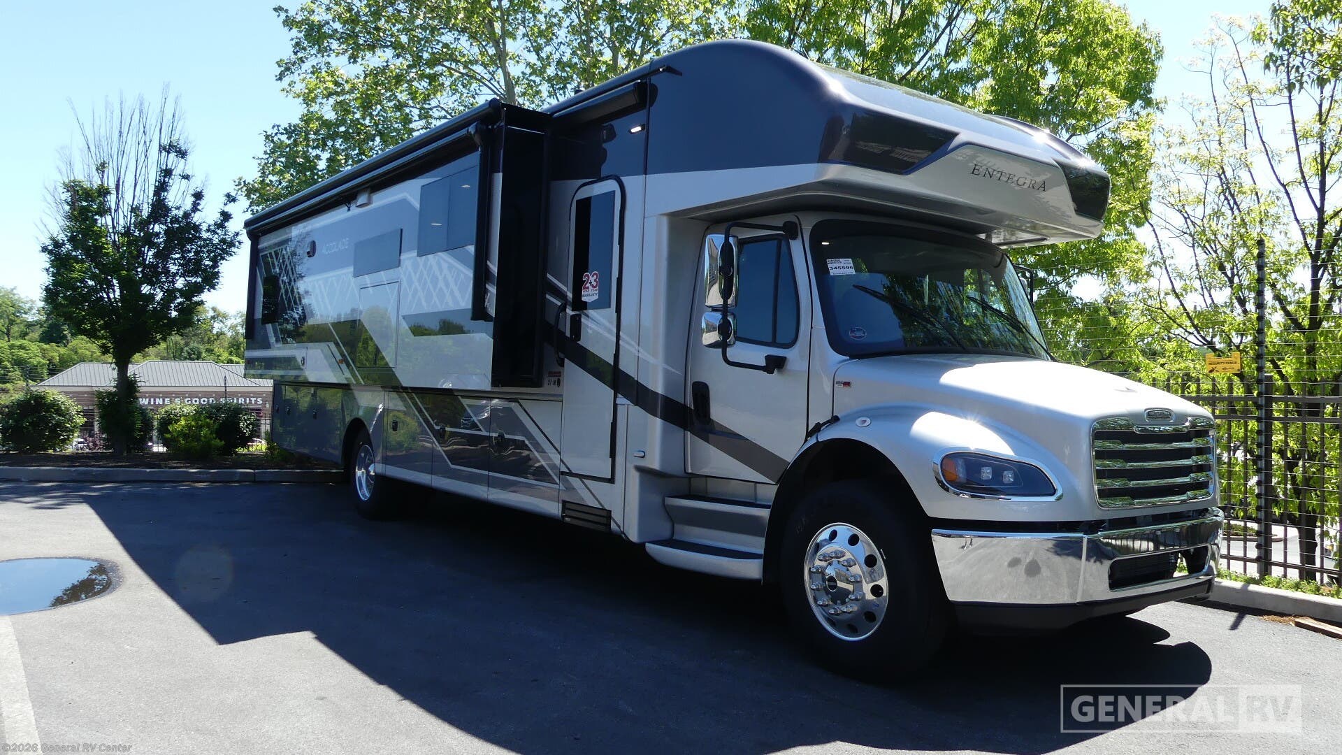 New 2026 Entegra Coach Accolade XL 37M available in West Chester, Pennsylvania