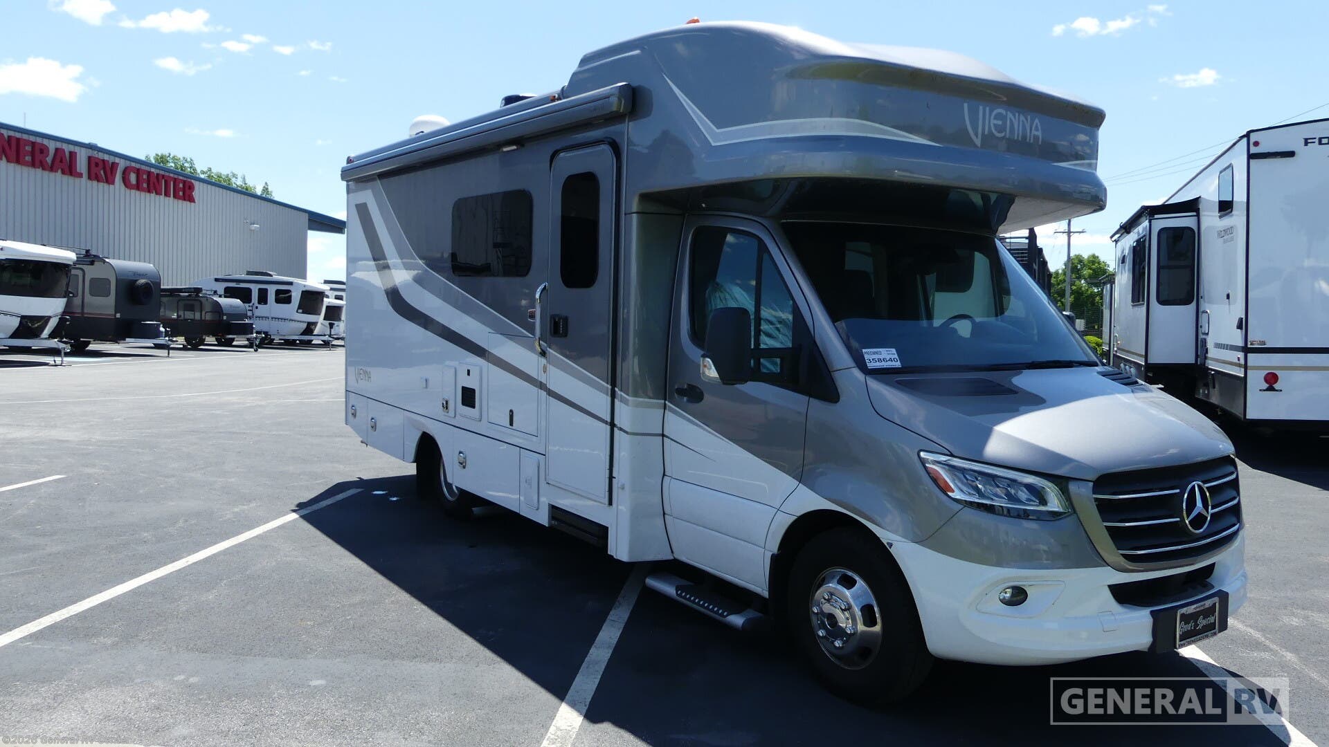 Used 2023 Renegade  VIENNA 25RMC available in West Chester, Pennsylvania