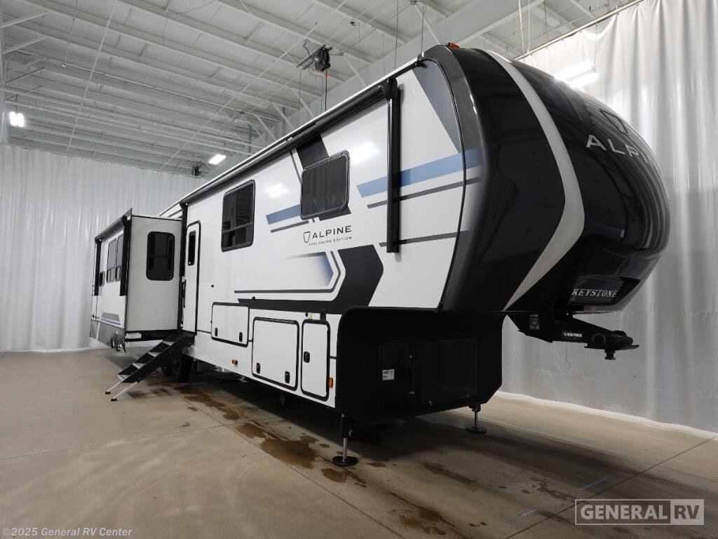 New 2026 Keystone Avalanche 379MB available in Fort Pierce, Florida