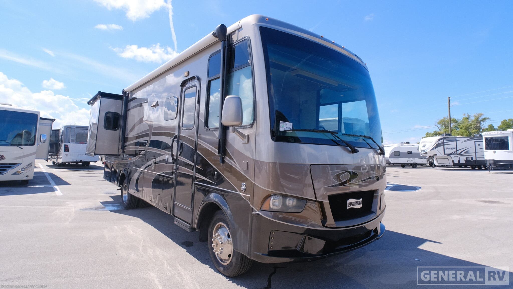 Used 2018 Newmar Bay Star Sport 2903 available in Fort Pierce, Florida