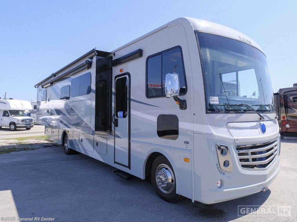 New 2025 Holiday Rambler Eclipse 35R available in Fort Myers, Florida