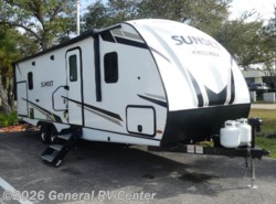Used 2022 CrossRoads Sunset Trail Super Lite Series SS253RB available in Fort Myers, Florida