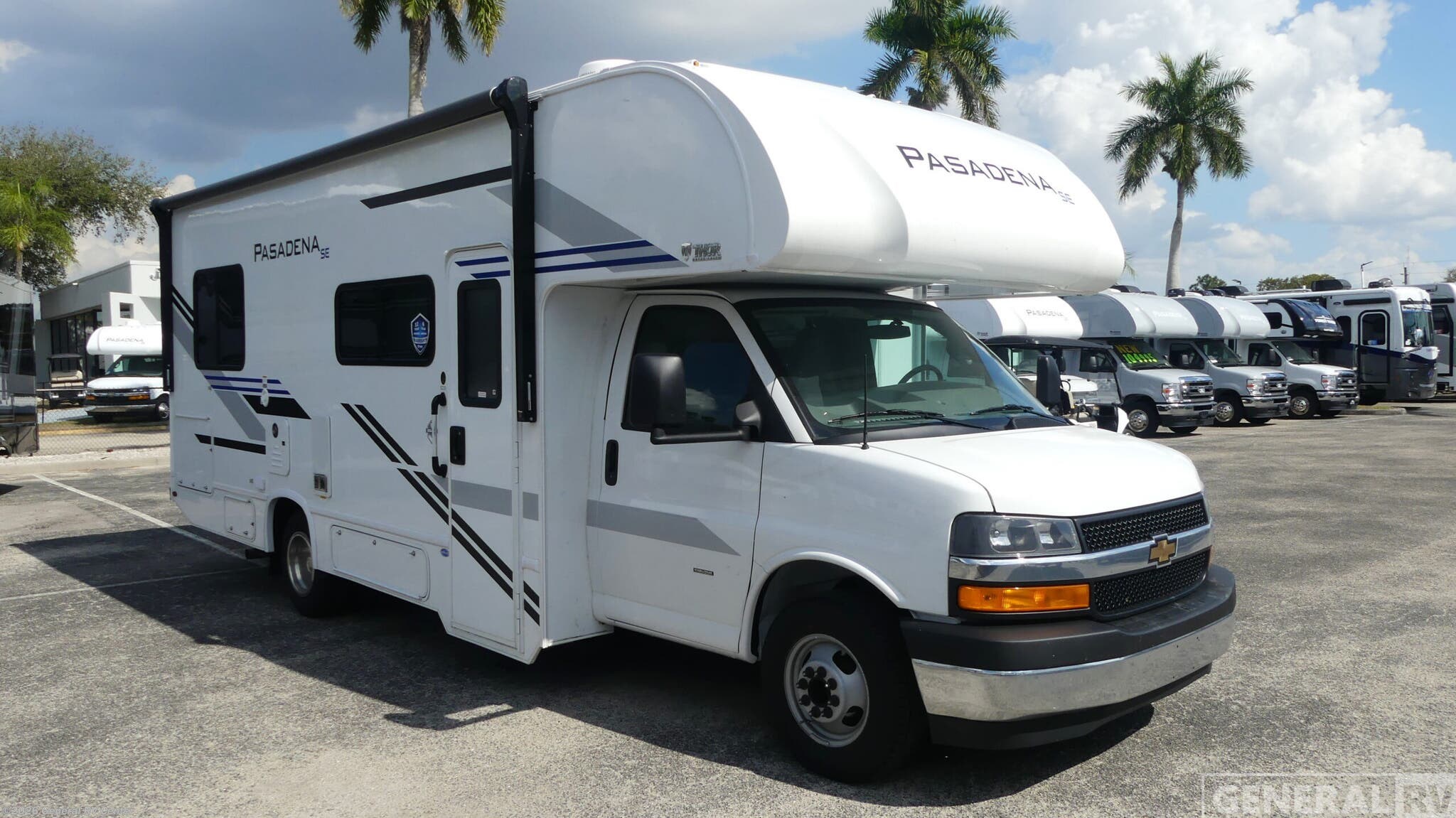 New 2026 Thor Motor Coach Pasadena SZ25 available in Fort Myers, Florida