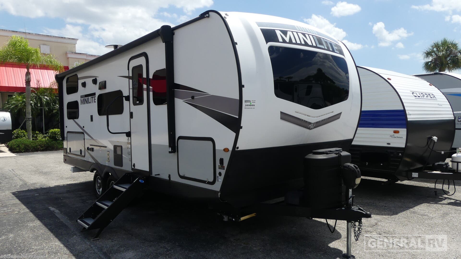 Used 2023 Forest River Rockwood Mini Lite 2509S available in Fort Myers, Florida