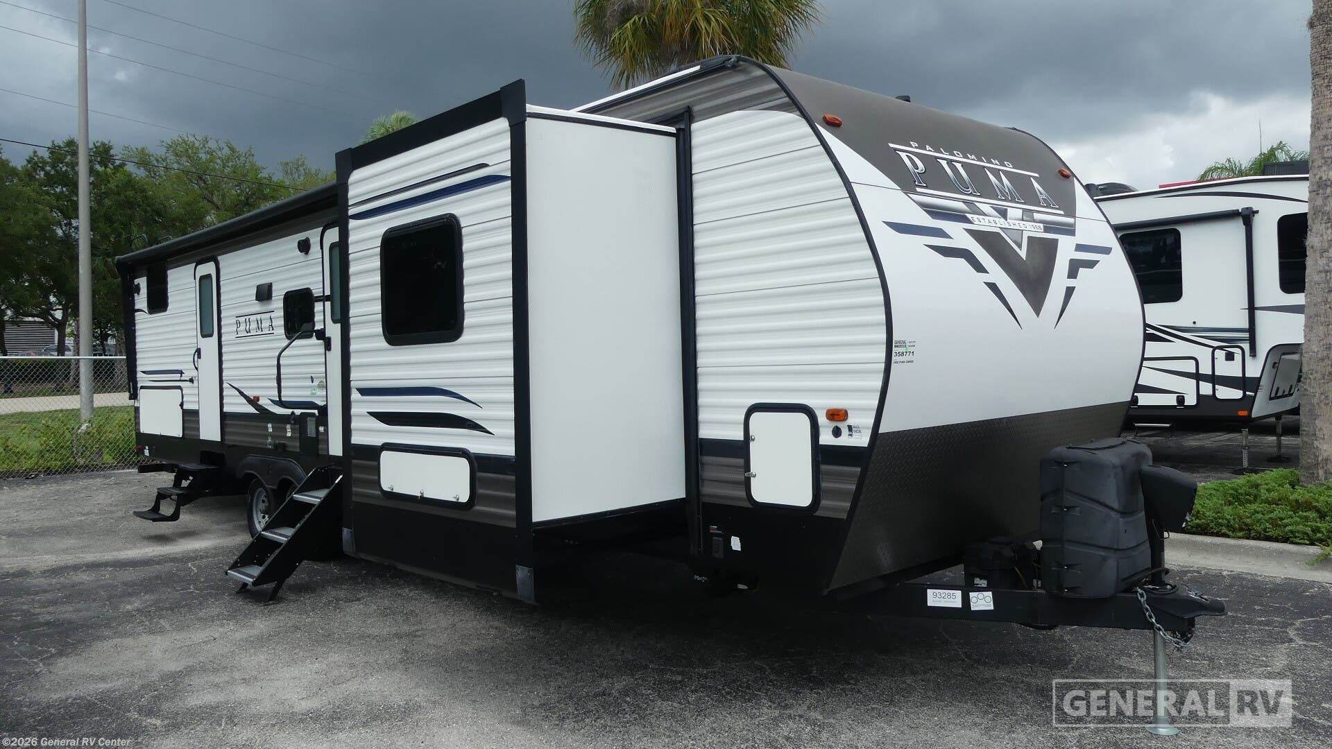 Used 2022 Forest River Puma 32BHQS available in Fort Myers, Florida